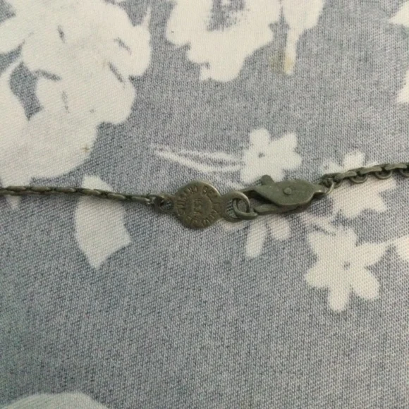 Bellagio crystal necklace amber crystals Total length of chain is 17 inches - Picture 3 of 3